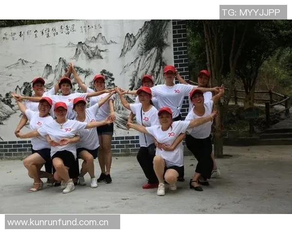 十月庆生,岁月如歌,热爱生活的每一天依然闪耀光芒 十月庆生,岁月如歌,热爱生活的每一天依然闪耀光芒