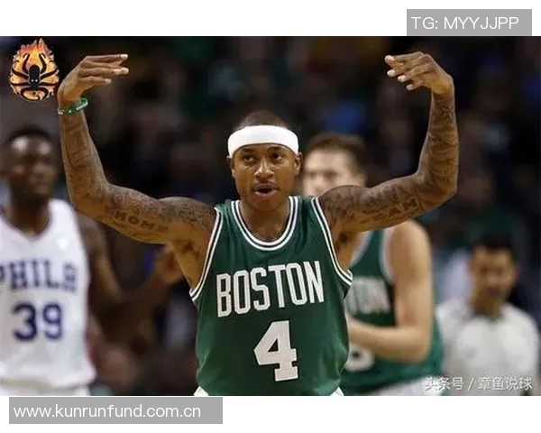 绿军记者惊叹湖勇对决中斯玛特与霍福德的奇妙对抗场景