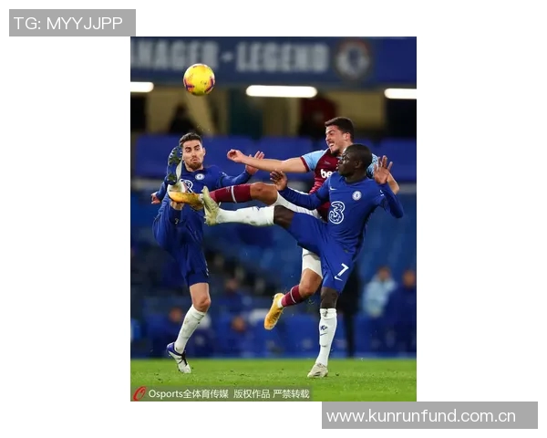 蒂亚戈席尔瓦长子在斯坦福桥担任球童弟弟同样为切尔西效力 蒂亚戈席尔瓦长子在斯坦福桥担任球童弟弟同样为切尔西效力