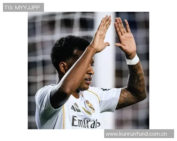 塞巴略斯荣膺皇马生涯150胜纪念球衣庆祝活动盛况空前