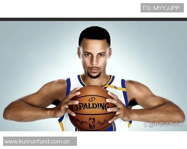 库里21分钟内狂砍31分31科尔笑容满面与其相视而笑 库里21分钟内狂砍31分31科尔笑容满面与其相视而笑