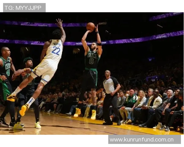 维金斯绝杀时刻04秒空接暴扣全场13投8中贡献23分5助助力球队逆转胜利